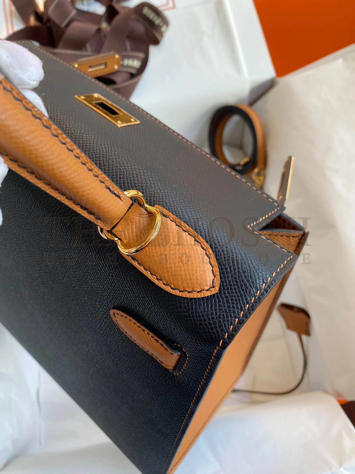 H**me5 Kelly Sellier 28 Bicolor Bag in Black and Gold Epsom Calfskin Master Quality