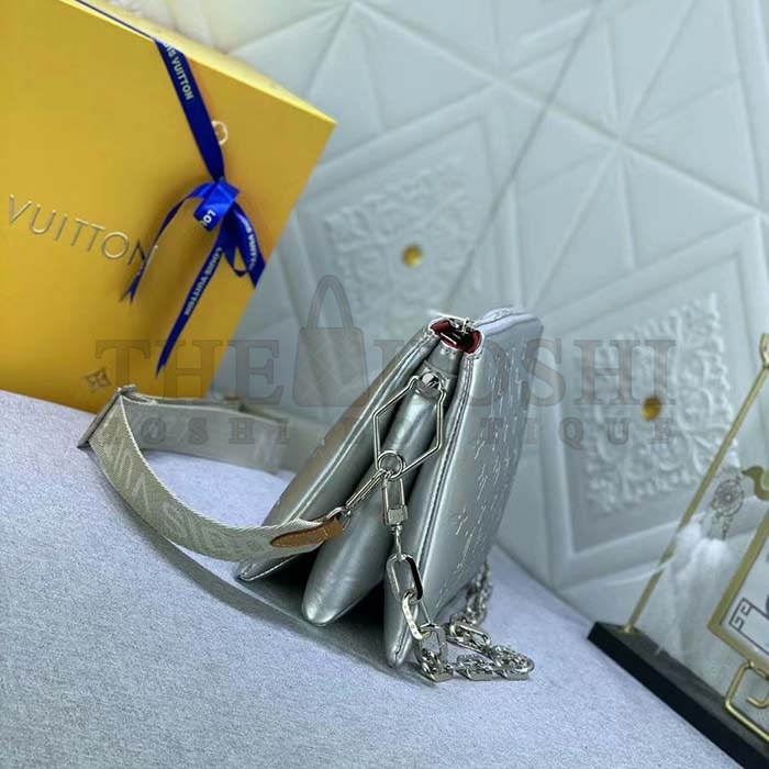 L0vis Vvtt0n LV Women Coussin PM Handbag Silver Lambskin Cowhide Lining Zip Closure Master Quality