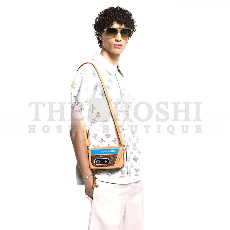 L0vis Vvtt0n BALADEUR WEARABLE WALLET M14062 (19*13.5*5.5cm) Master Quality